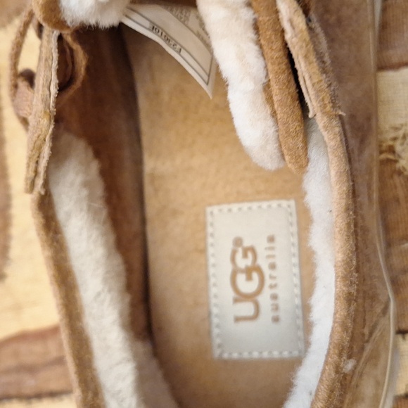 UGG tan sneakers, size 9 - Picture 3 of 5